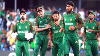 মোস্তাফিজ ৪ ওভারে দিয়েছেন মাত্র ১৮ রান। নিয়েছেন ৩ উইকেট/বিসিবি