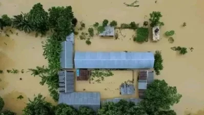 আকস্মিক বন্যায় দেশের উত্তর-পূর্বাঞ্চলের ১৫টির বেশি জেলা বিপর্যস্ত/সংগৃহীত