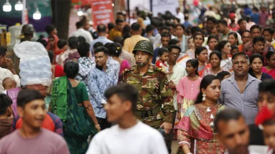 শারদীয় দুর্গাপূজার দশমীর দিন অর্থাৎ আগামী রবিবার পর্যন্ত সারাদেশে বিশেষ নিরাপত্তাব্যবস্থা থাকবে/আহাদুল করিম খান/ঢাকা ট্রিবিউন