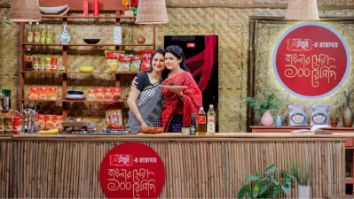 &lsquo;রাঁধুনী-র রান্নাঘর: বাংলার সেরা ১০০ রেসিপি&rsquo; অনুষ্ঠানের সেটে নাবিলা/সৌজন্য
