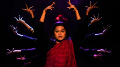 ‘এক জোড়া জুতা’ নাটকের একটি দৃশ্য