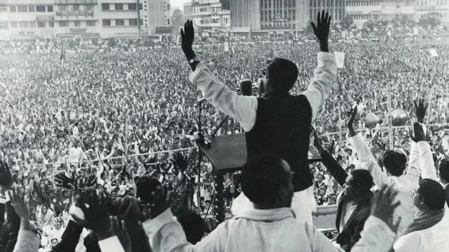 Dunyodagi eng chiroyli porno: Mya Diamond Qattiq eshak it uslubi video